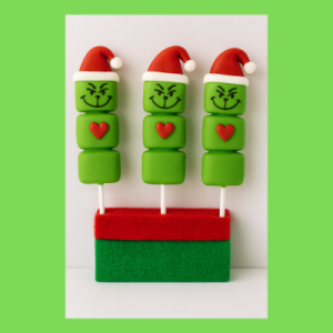 Grinch Marshmallow Pops